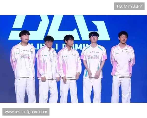 Bin上单强势统治赛场带动全队节奏助力团队豪取连胜